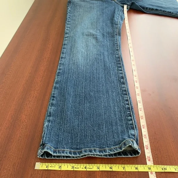 EUC Lucky Brand Josie Classic Fit